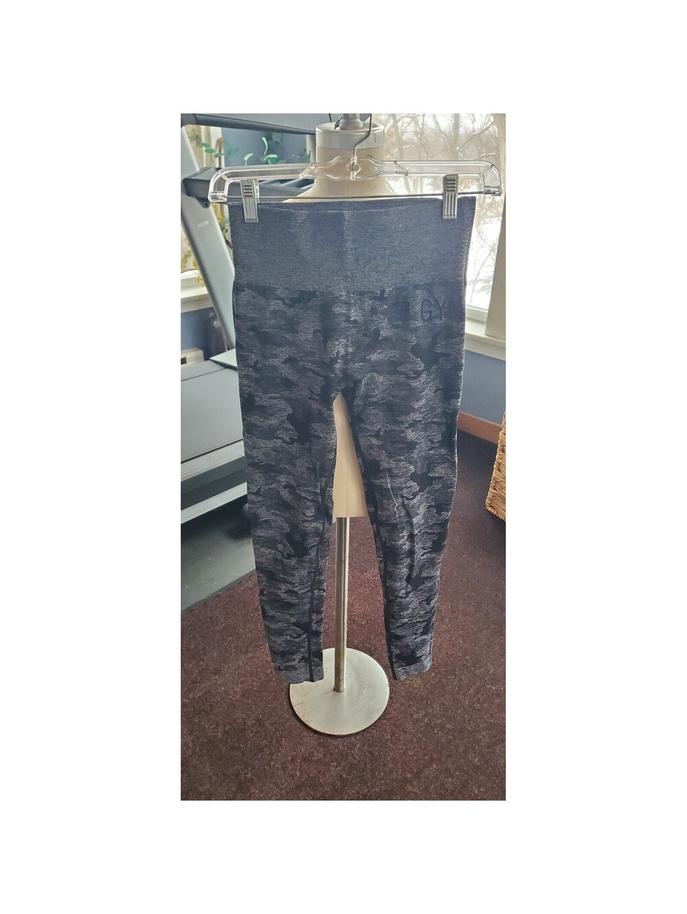 GYM SHARK Camo Seamless Leggings Women's Black Gray EUC